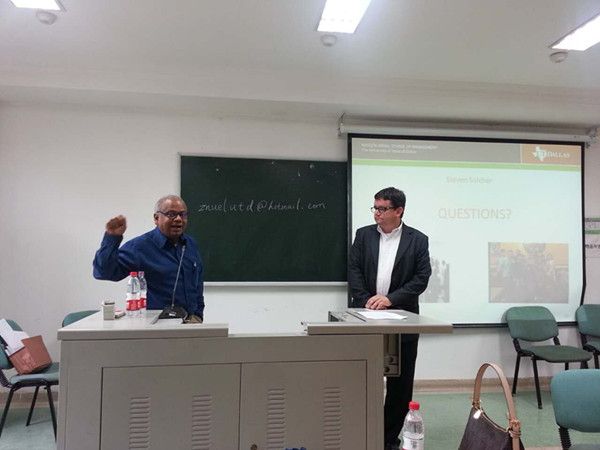 美国德克萨斯大学达拉斯分校Suresh Radhakrishnan教授一行访问365英国官网
