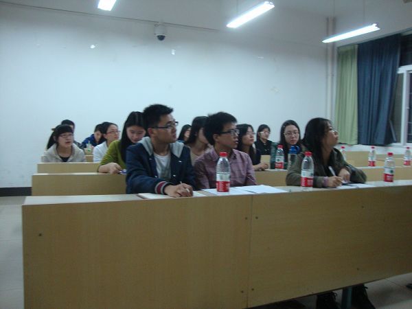 365英国上市官网在线研究生会《财会纵横》编委会招新顺利进行