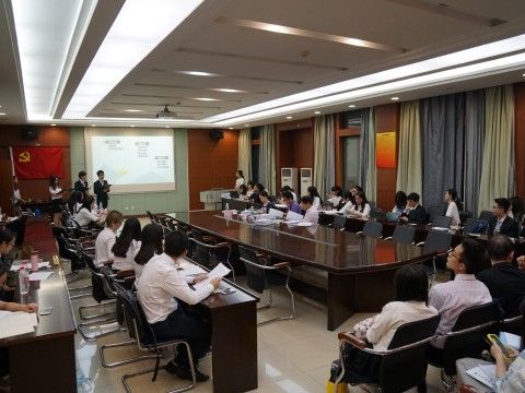 365英国上市官网在线举办2015年大学生创新创业训练项目结项答辩会