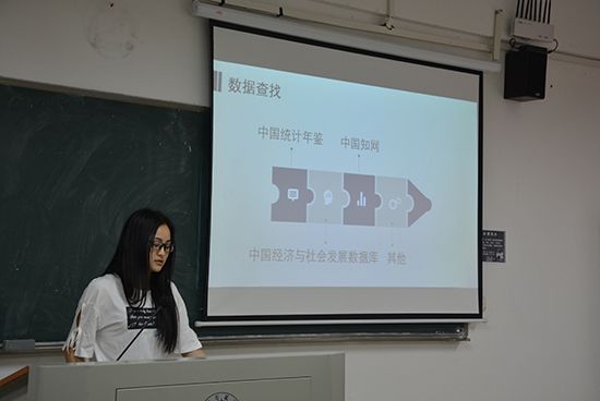 365英国上市官网在线研究生学术茶话会顺利举办
