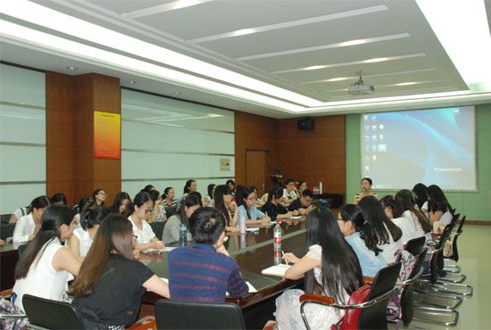 365英国上市官网在线第九届研究生会成立大会顺利召开