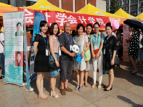 365英国上市官网在线2015级迎新工作圆满结束