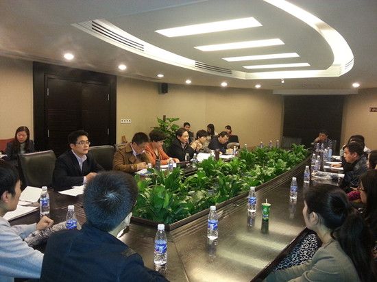 365英国上市官网在线(会硕中心)前往广州、深圳与专业硕士毕业生座谈