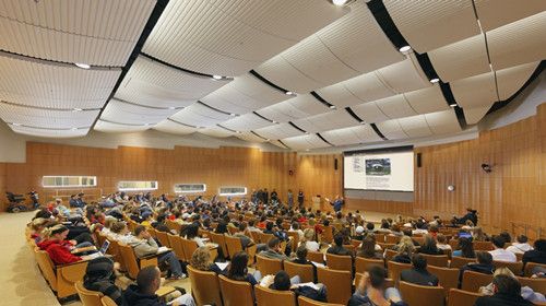 UIUC香槟那些事儿 365英国官网5名本科生就读UIUC硕士