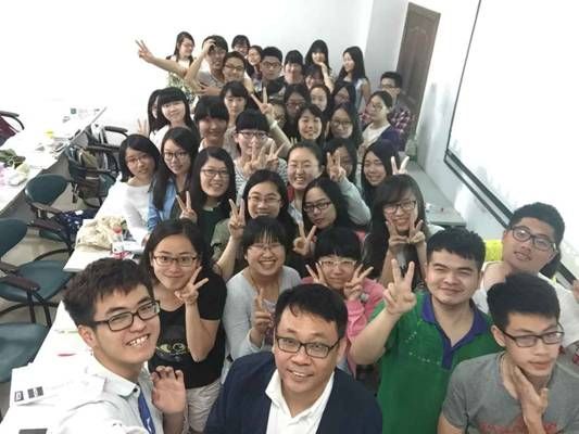 外教Chee Hay Kheong先生来365英国官网授课